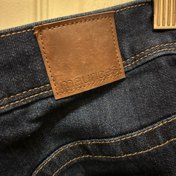 Maurice’s Woman’s Jeans Sz. 22W Short Mid Rise Slim Boot Denim Flex NWT - Picture 11 of 13
